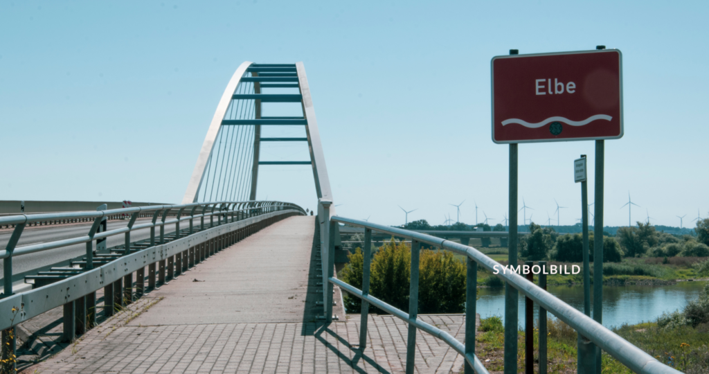 Landwirte Elbbrücke Symbolbild